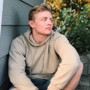 Meet your Posher, Robby